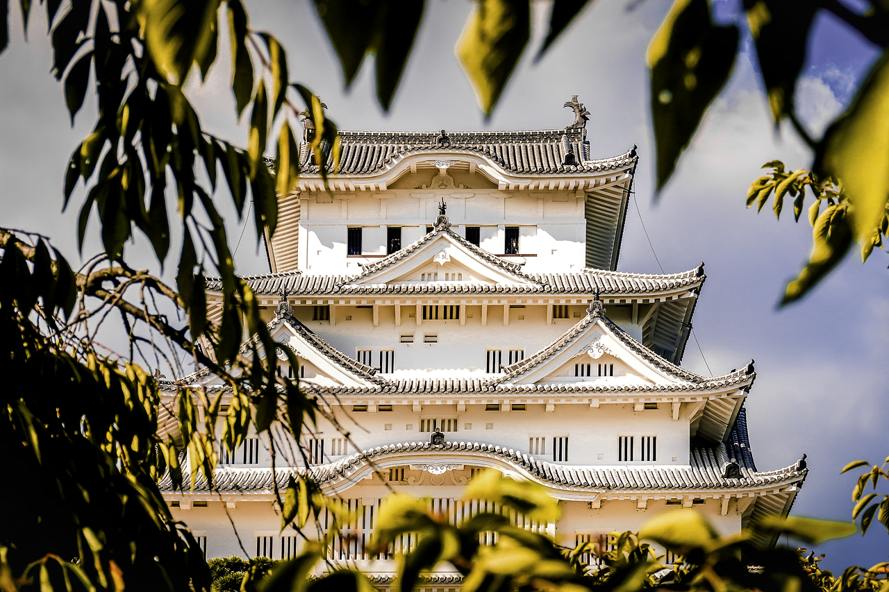 Day trip: Himeji Castle - Image 1