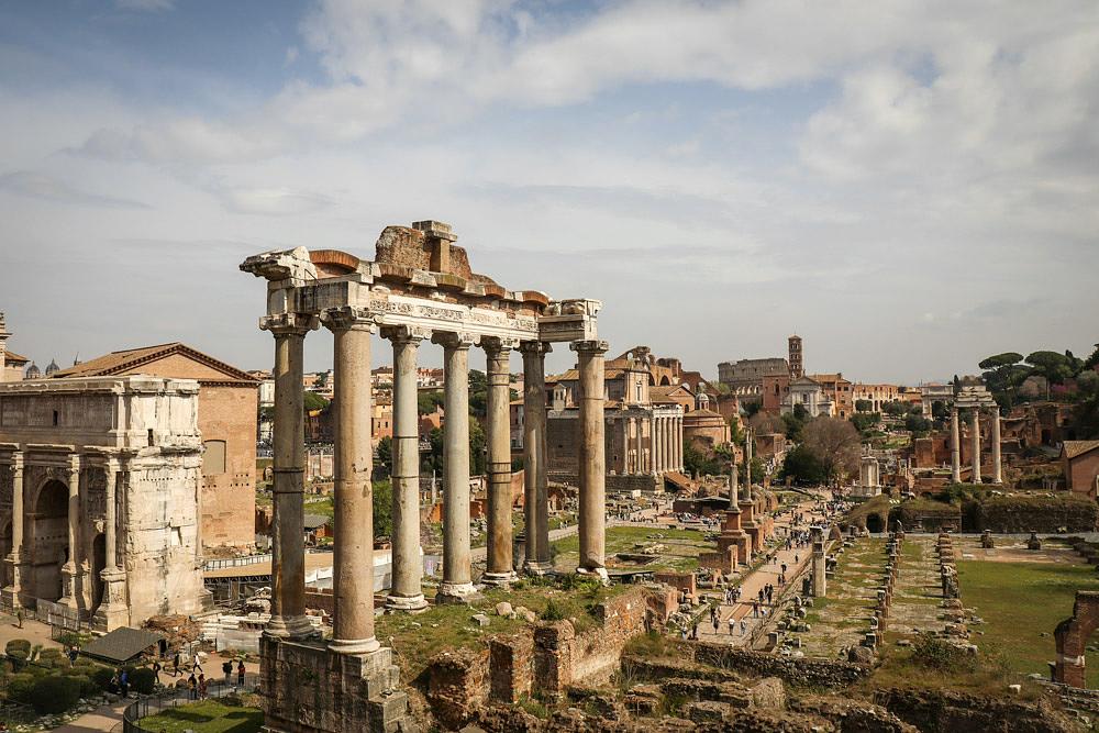 To discover: Forum Romanum - Image 1