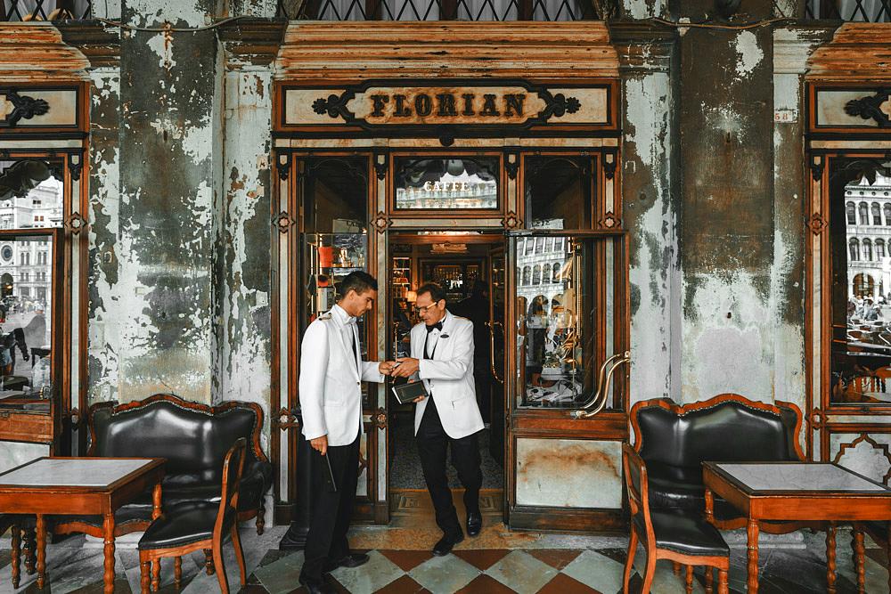 To eat/drink: Café Florian - Image 1